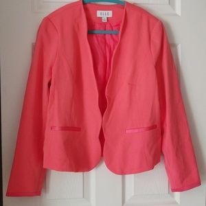 Pink scalloped blazer
